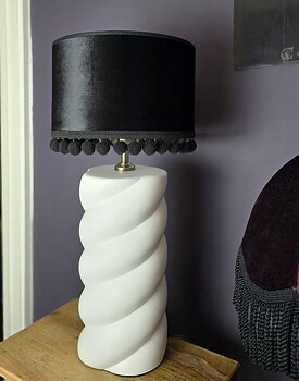 Lampfot - Twisted White