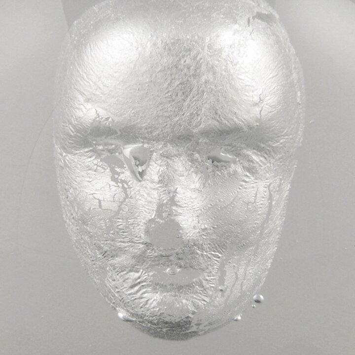 バーティル・ヴァリーン  Headmanシリーズ   球体の中の顔   14 cm  2020年 (1)