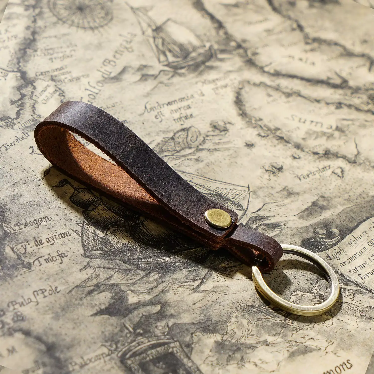 Leren sleutelhanger met band - 6