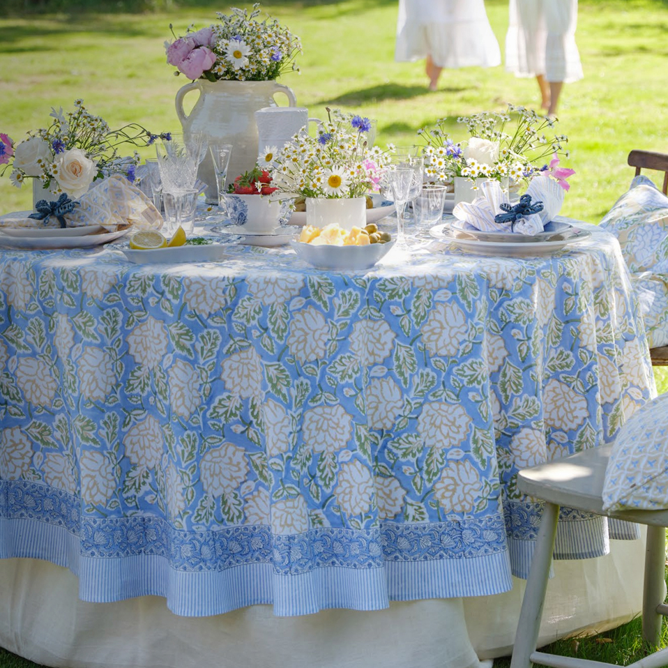 Rund mönstrad duk 220 cm diameter