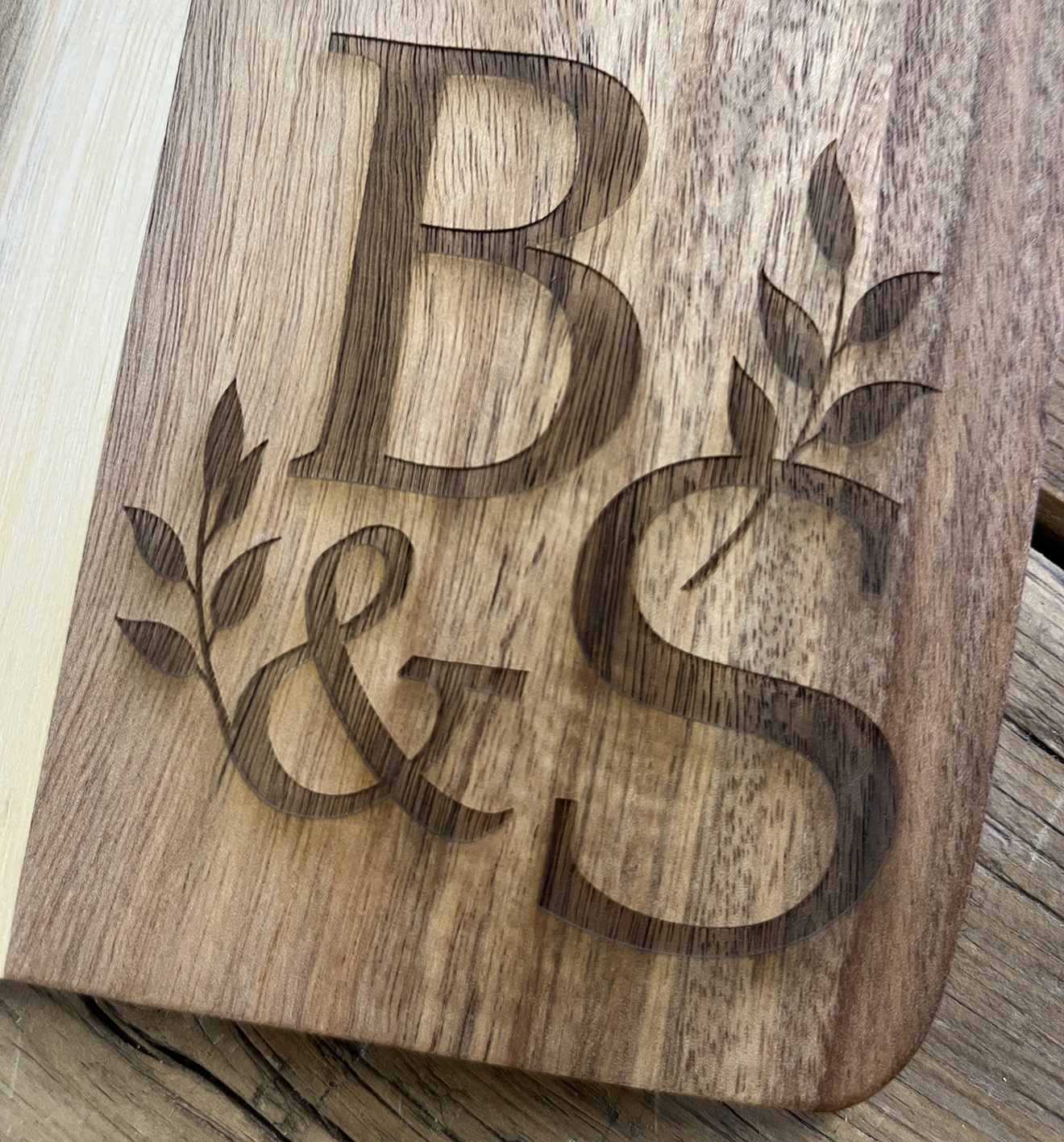 Cutting board initials - 2