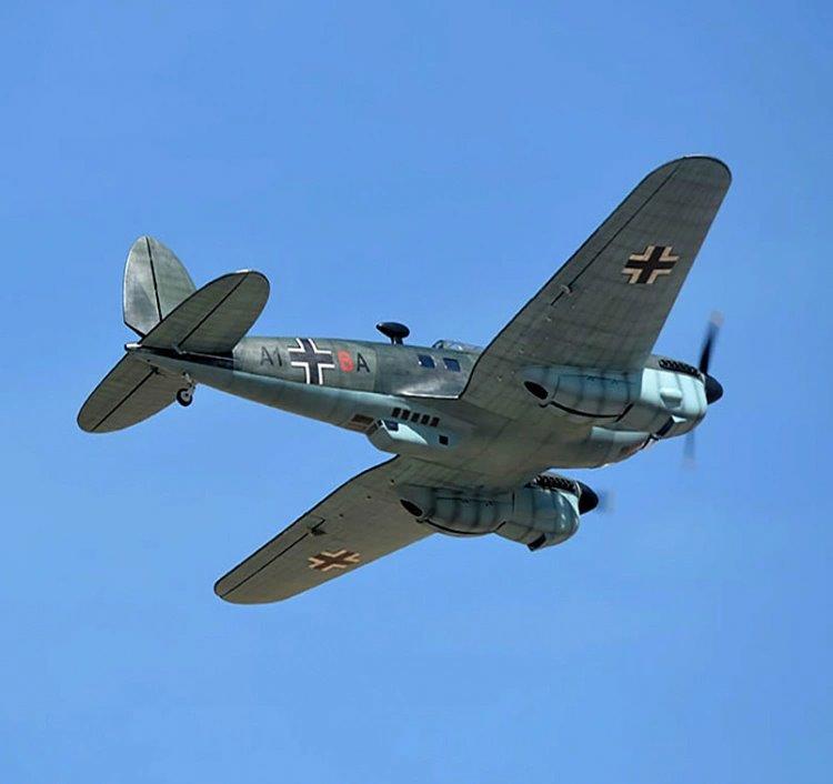 Black Horse Heinkel HE 111 20cc 2500mm spv. med ellandställ - 3