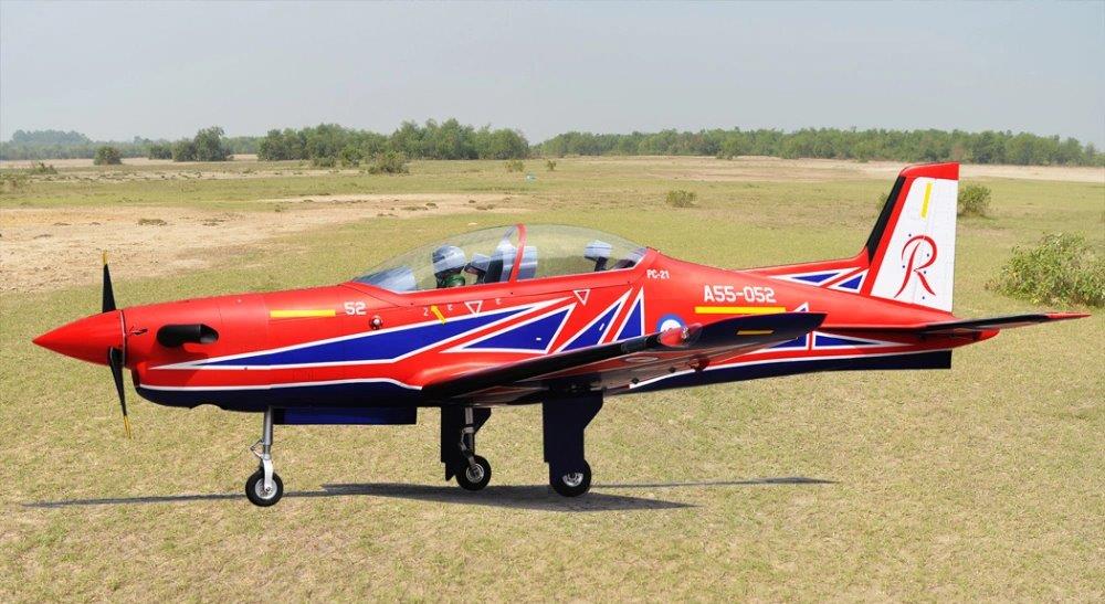 Black Horse PC-21 Pilatus 55-65cc Gas/EP 1962mm El-landställ - 2