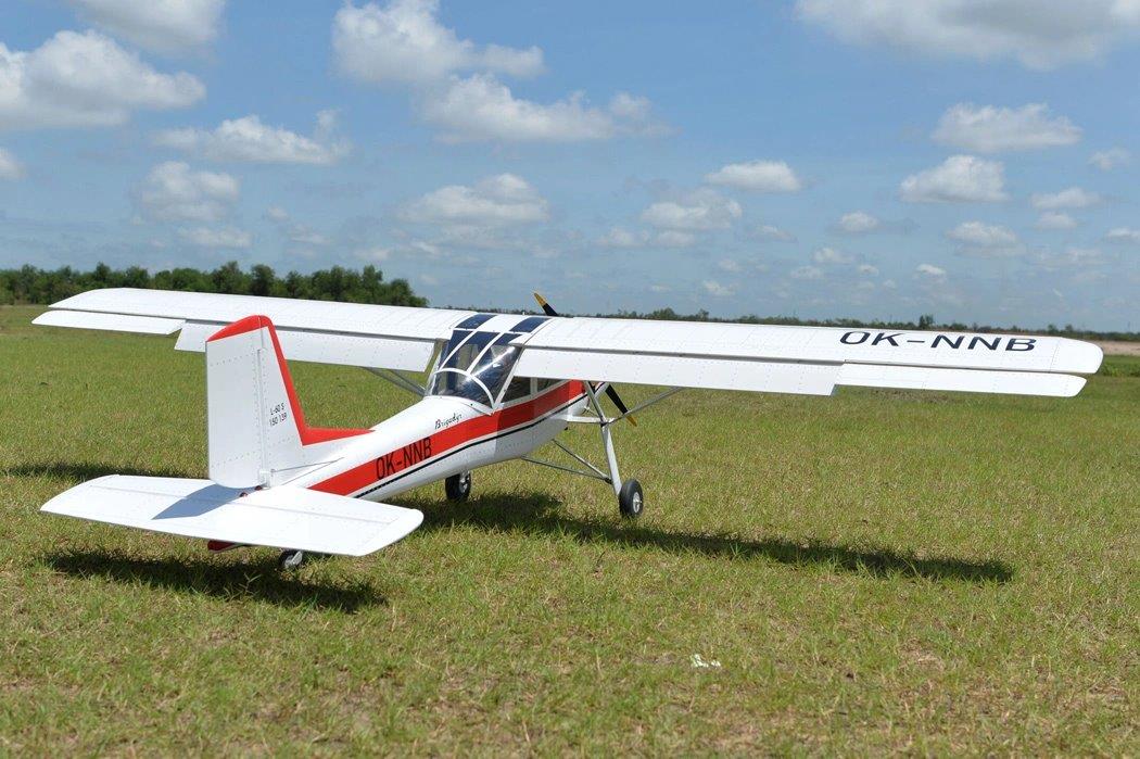Black Horse L-60 Brigadyr 30-35cc Gas 2668mm ARF - 3