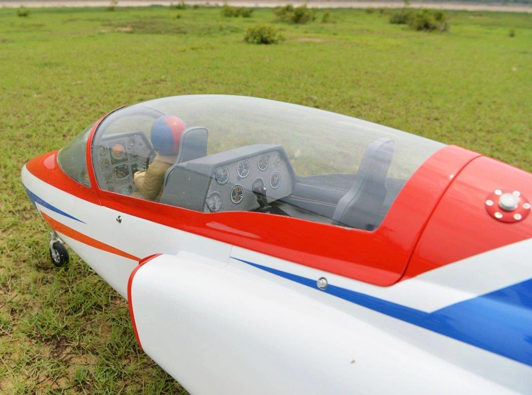 Black Horse Viper Jet Turbine 140N Composit 223cm - 6