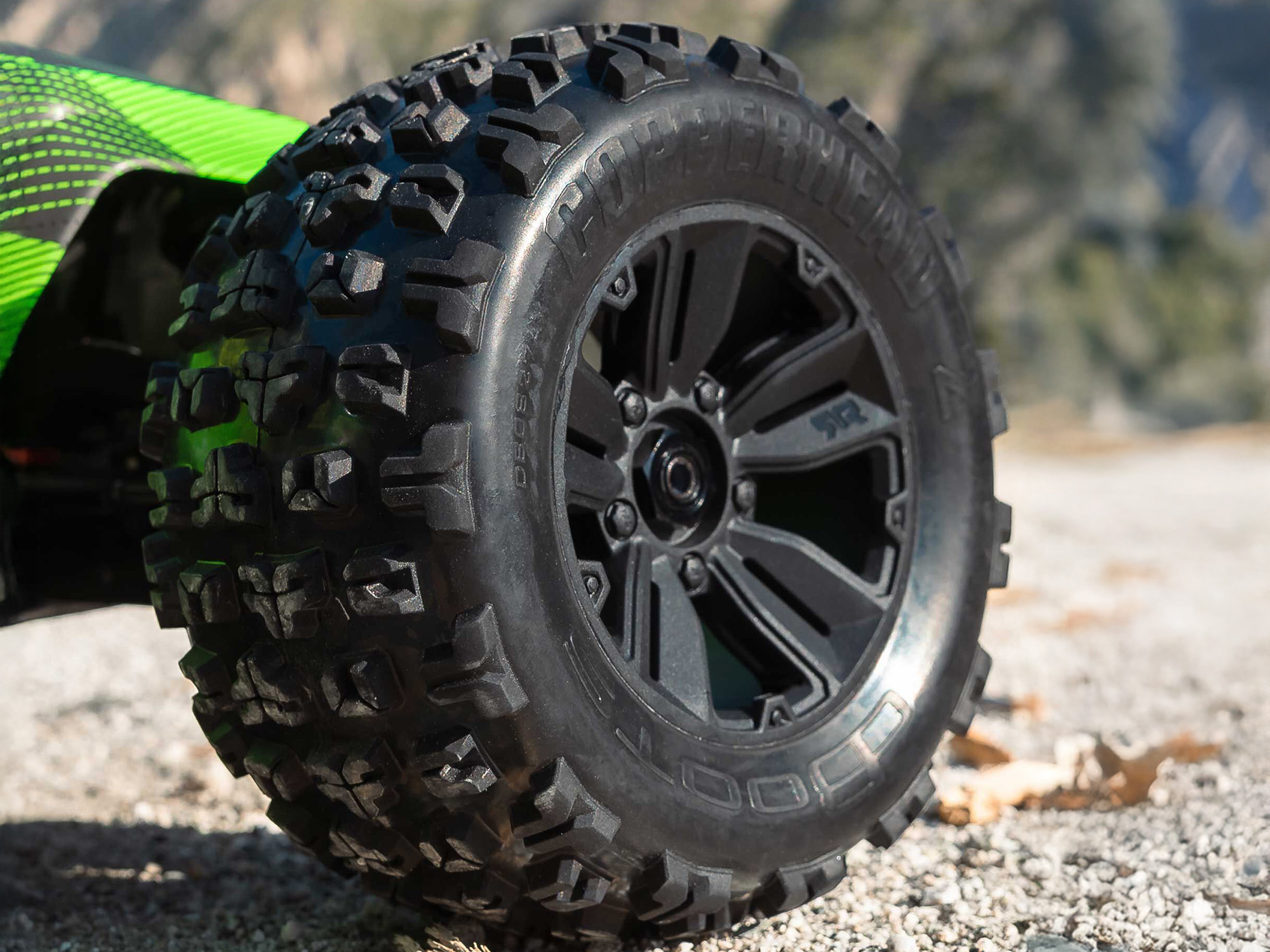 Arrma 1/8 KRATON 4X4 6S BLX BRUSHLESS V6 SPEED TRUCK RTR (Green/Black) - 14