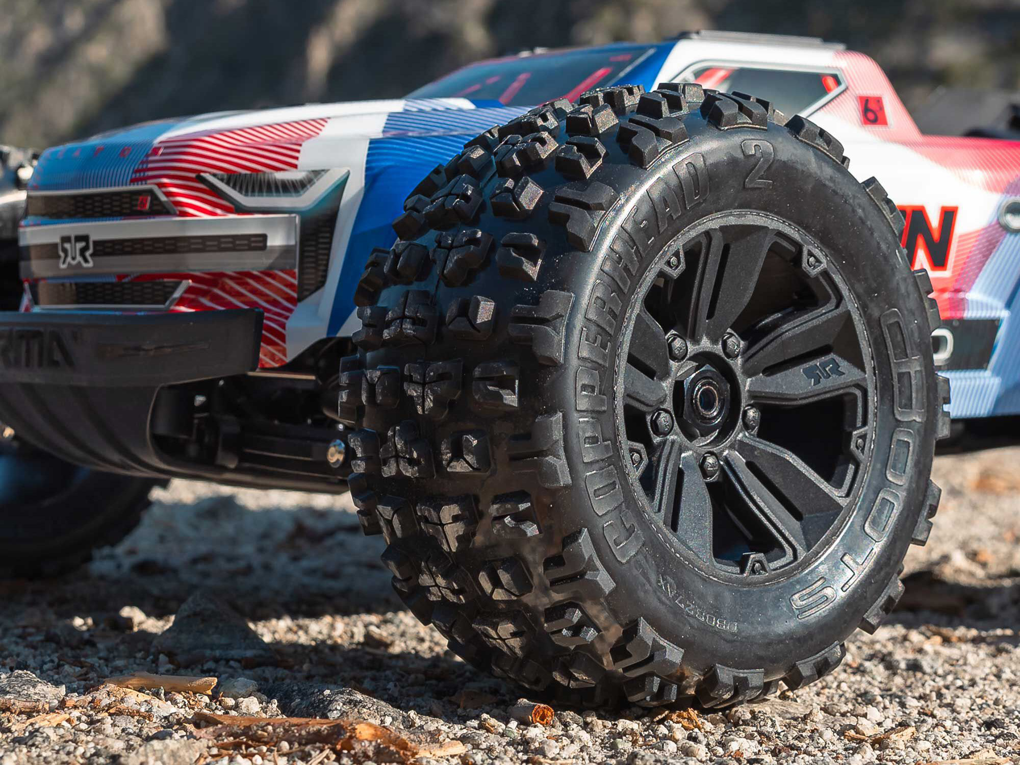 Arrma 1/8 KRATON 4X4 6S BLX BRUSHLESS V6 SPEED TRUCK RTR (Blue/Red) - 17