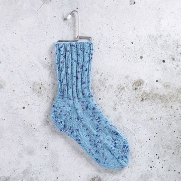 Mellanraggi 453 Dotted Daydream