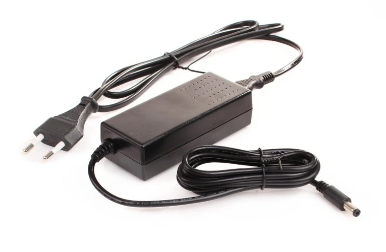 ASTROTEC  AC-ADAPTER - 12VDC / 3A