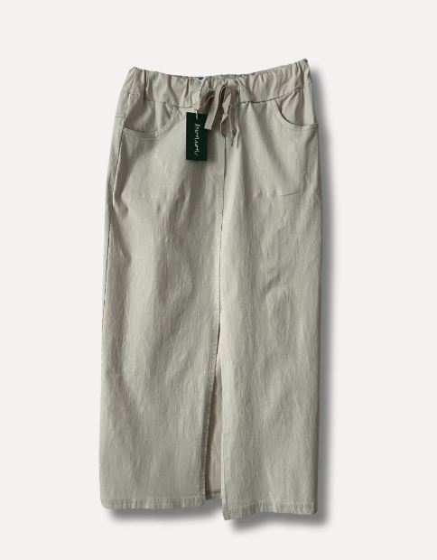 Reunion Box Skirt Beige