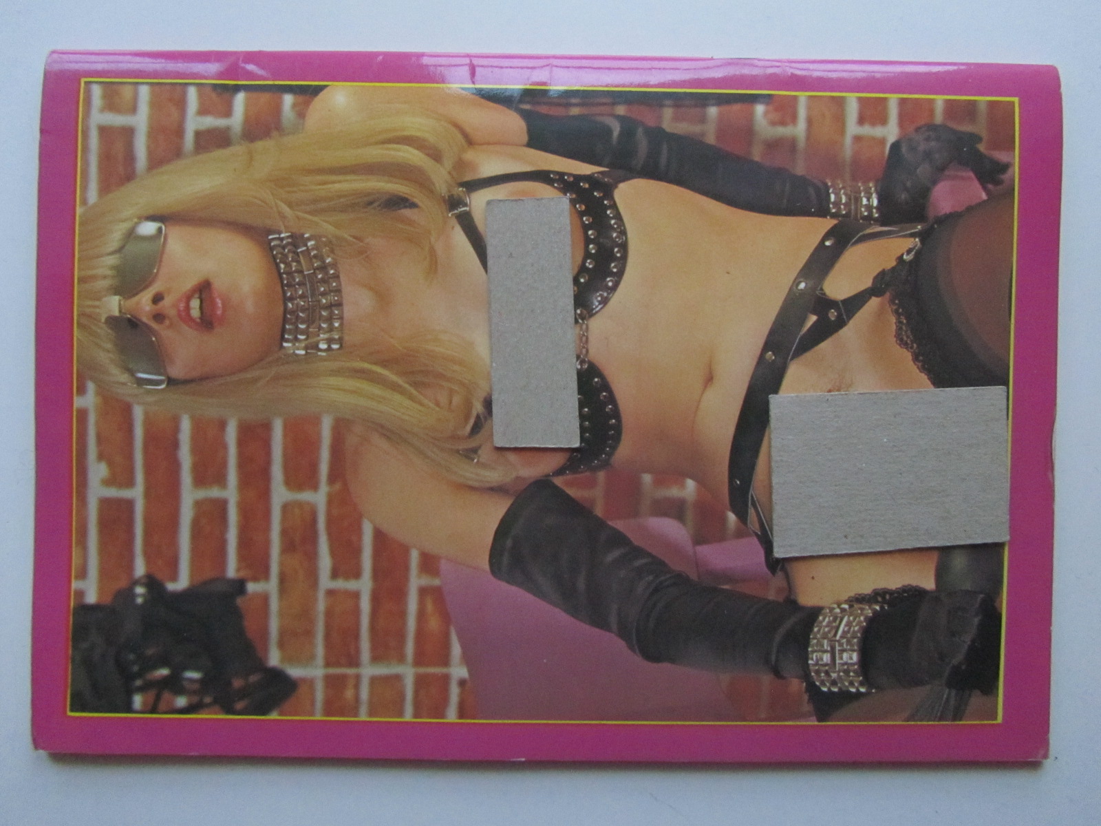 Leder Bizarre No 1 - 2