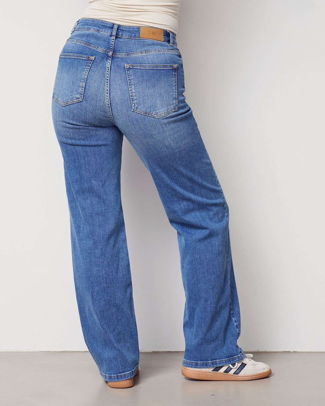 Jeans Bologna vida mellanblå - 2