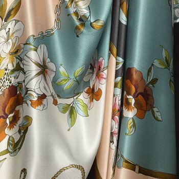 Silkes satin - Blomprint pasteller