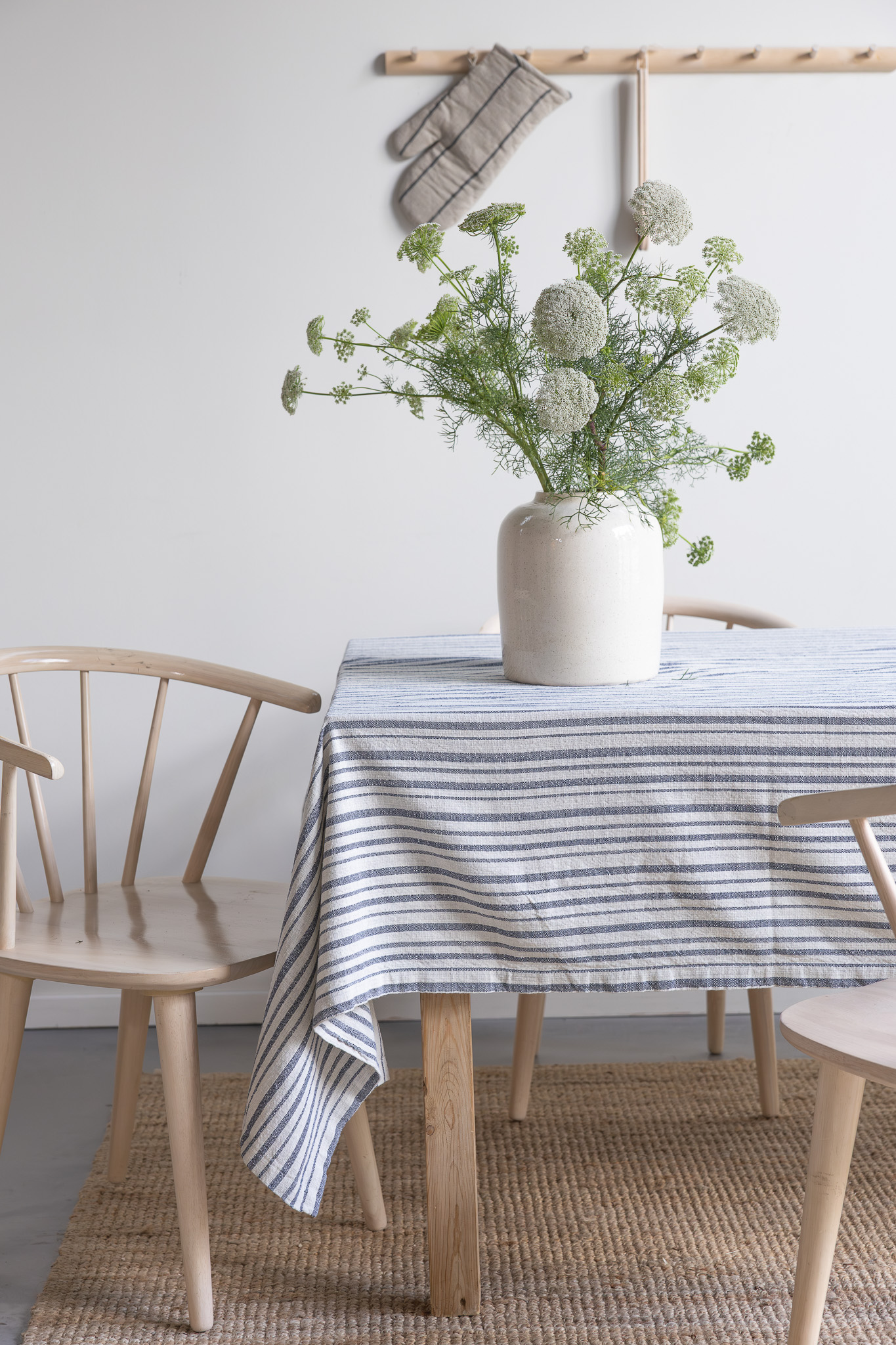 Karlelund - Blue tablecloth - 250x140 cm