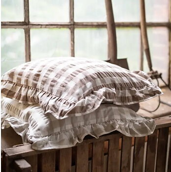 Kuddfodral linne-beige rutigt volang shabby chic lantlig stil