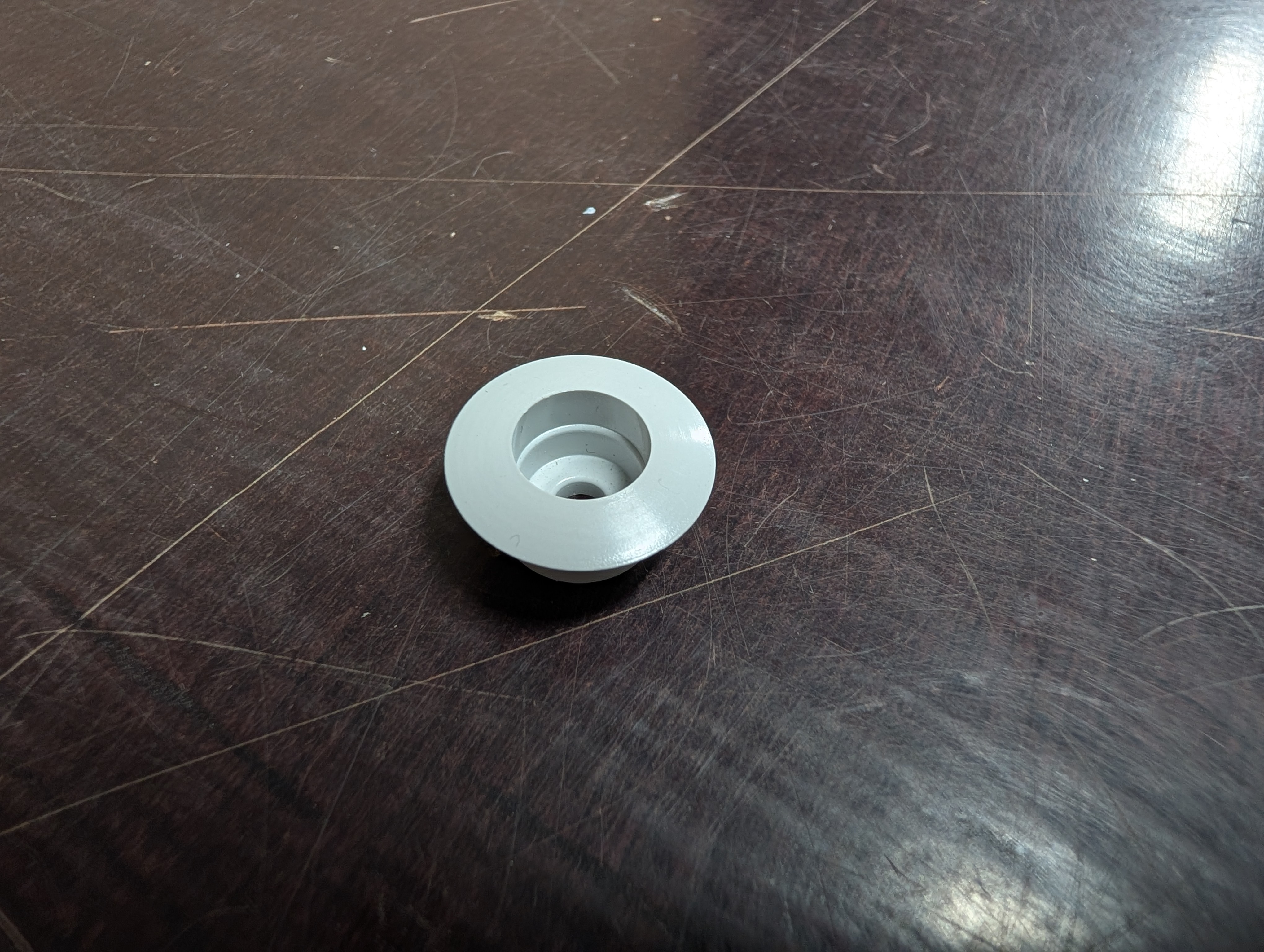 Plug & casing for mount. Plastic details Bürstner - Light grey