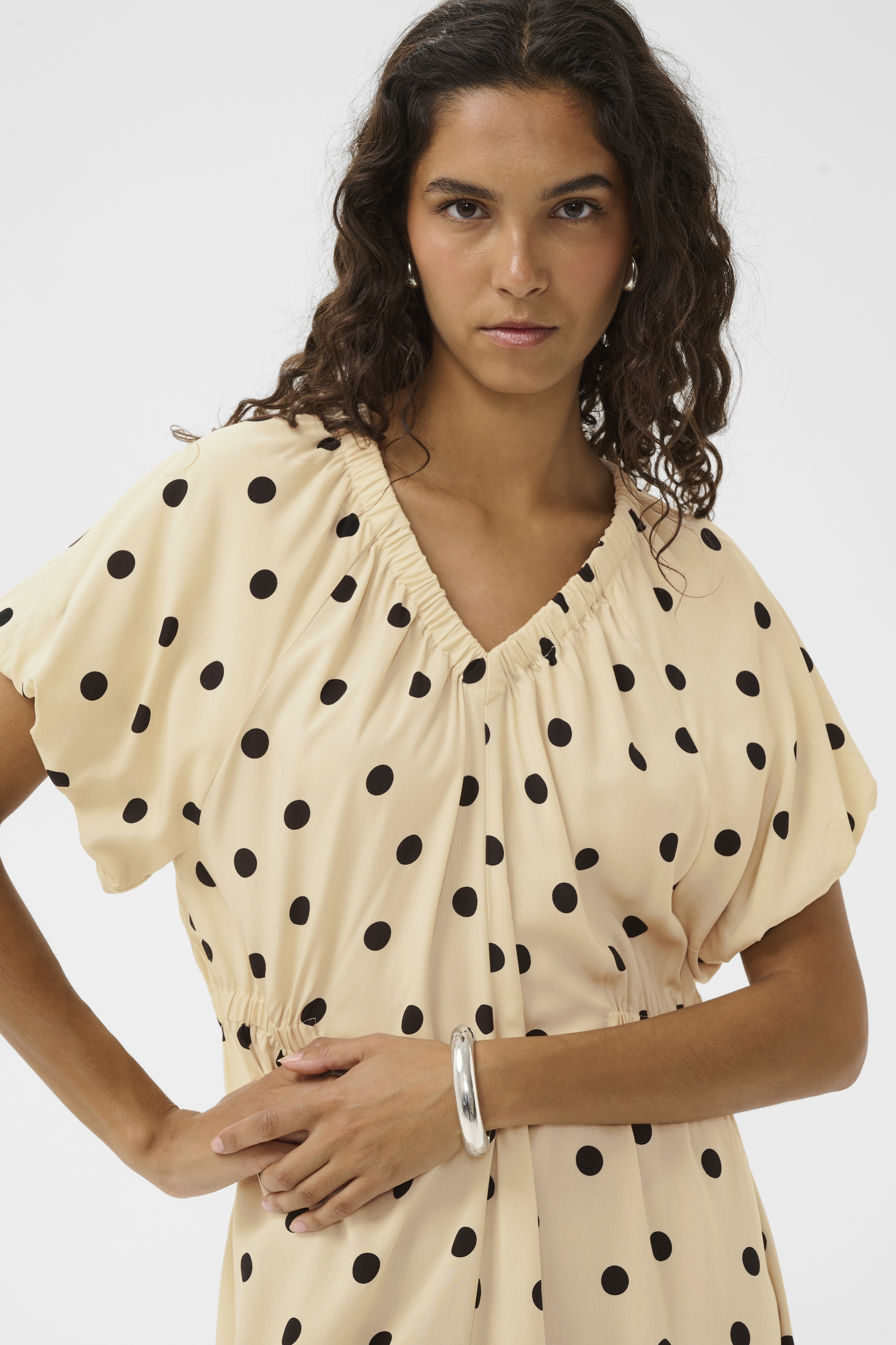 SLArjana Balloon Dress Oatmeal with Black Dots - 3