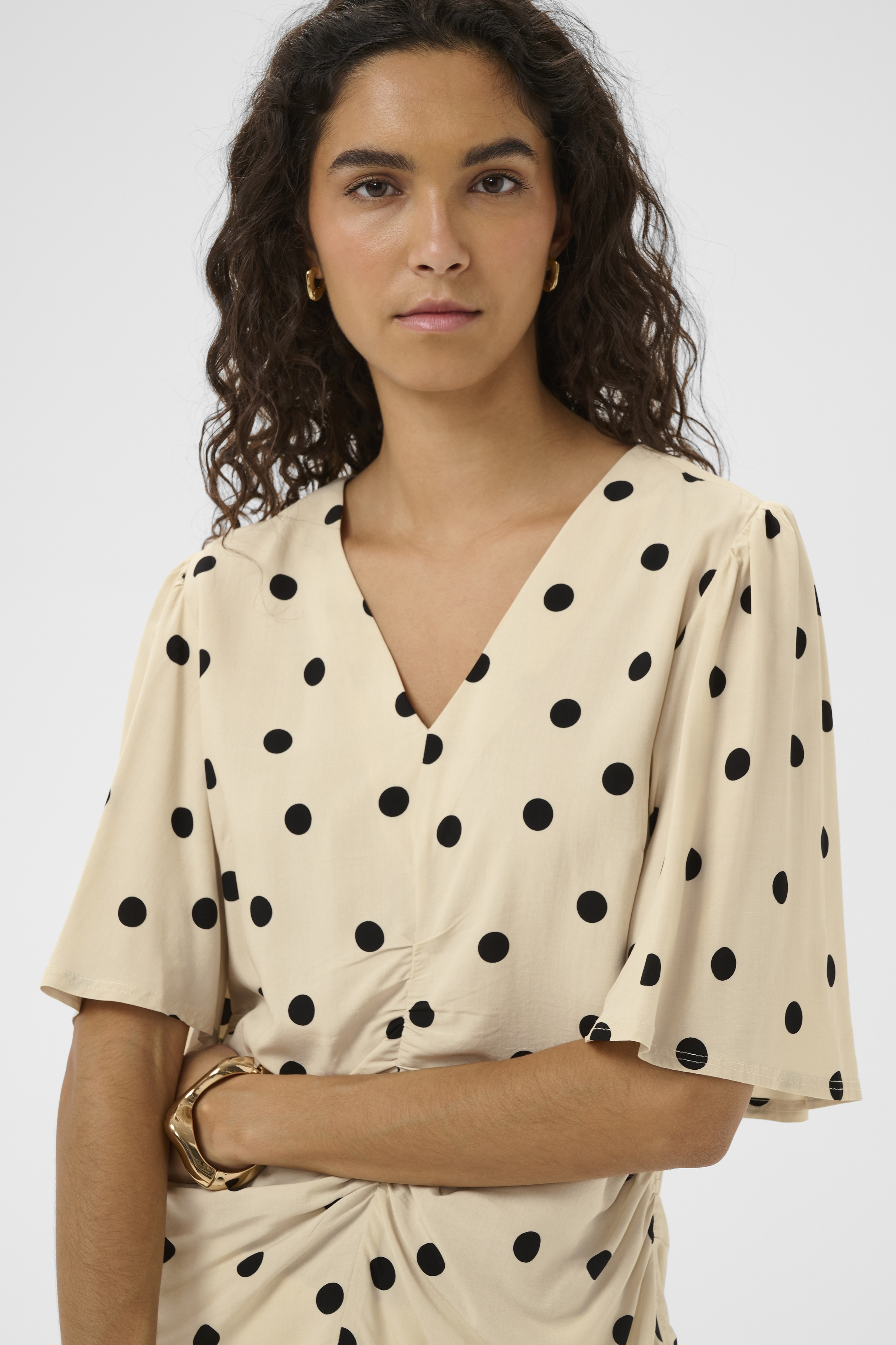 SLArjana Ruching Blouse SS Oatmeal with Black Dots - 3