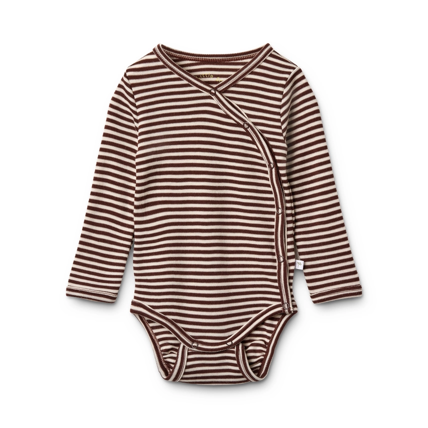 Omlott body i merinoull – kaffe / natur från Little Savage 