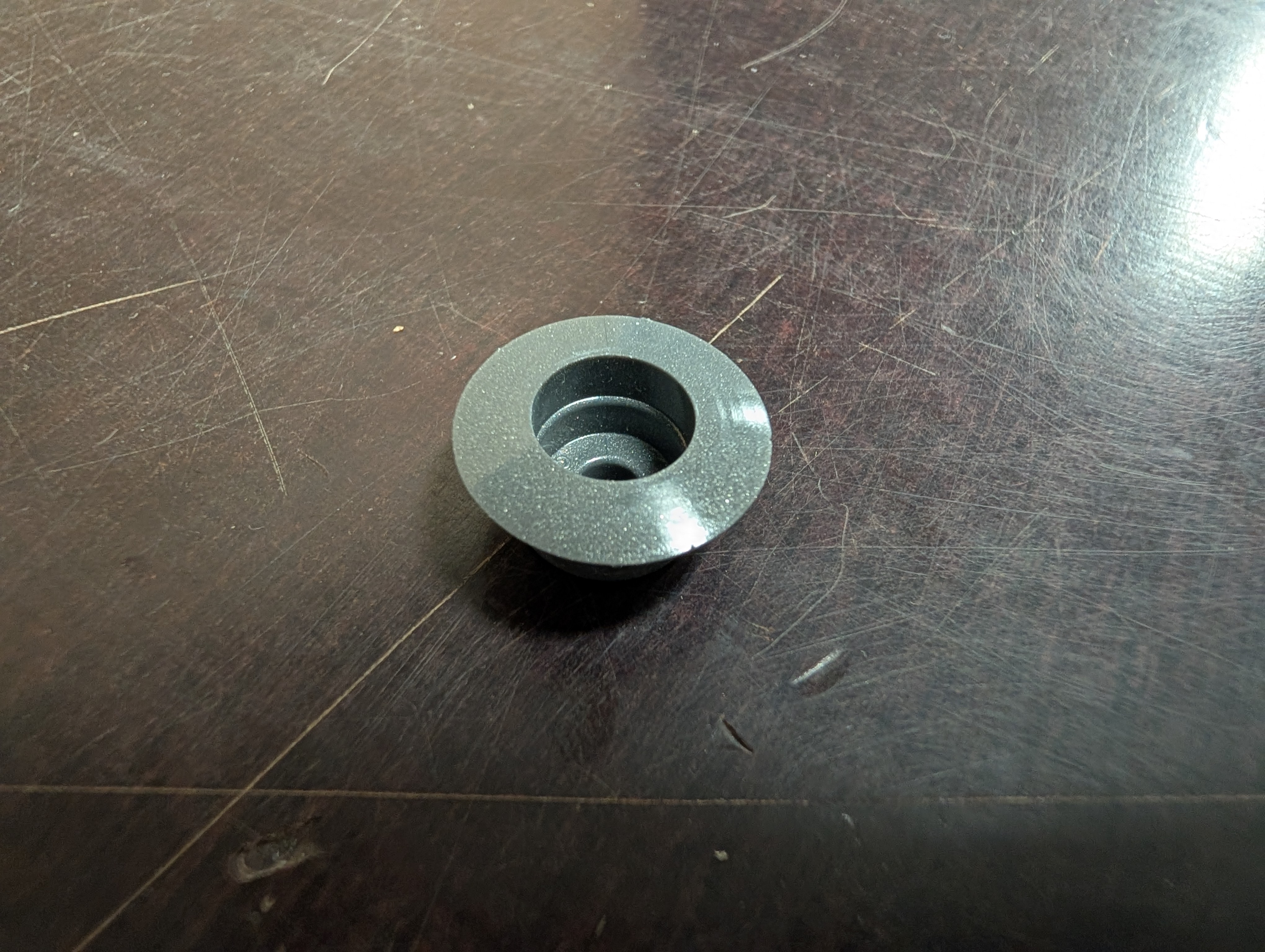 Plugg og deksel for Bürstner-feste - Mørkegrå med metallisk finish