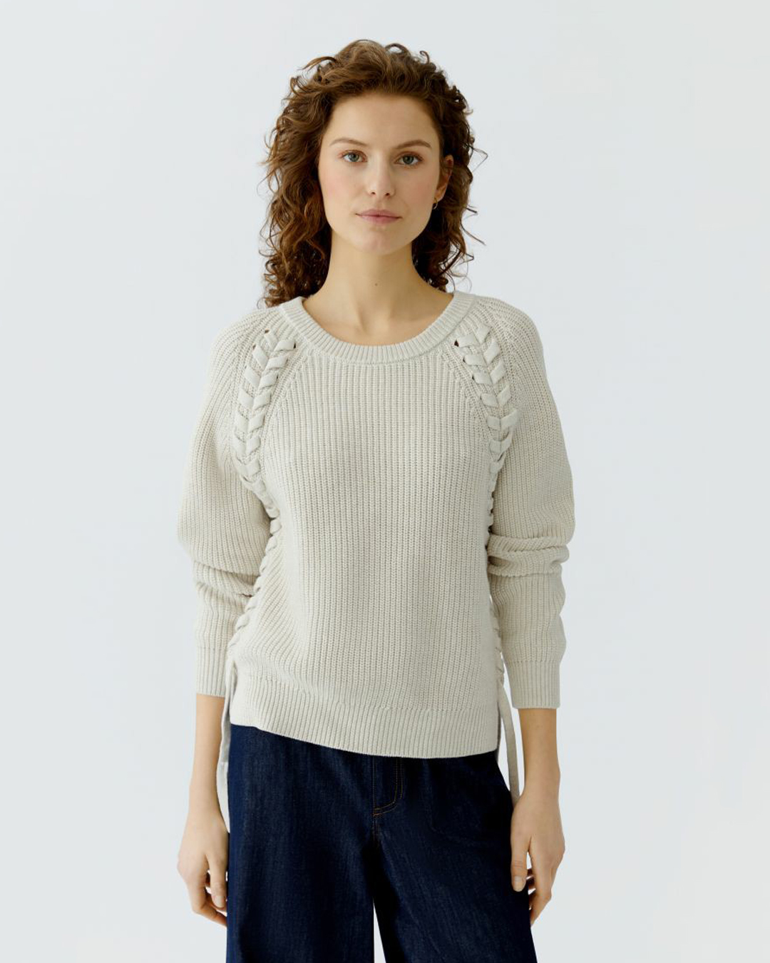 Jumper finstickad med band ljusbeige