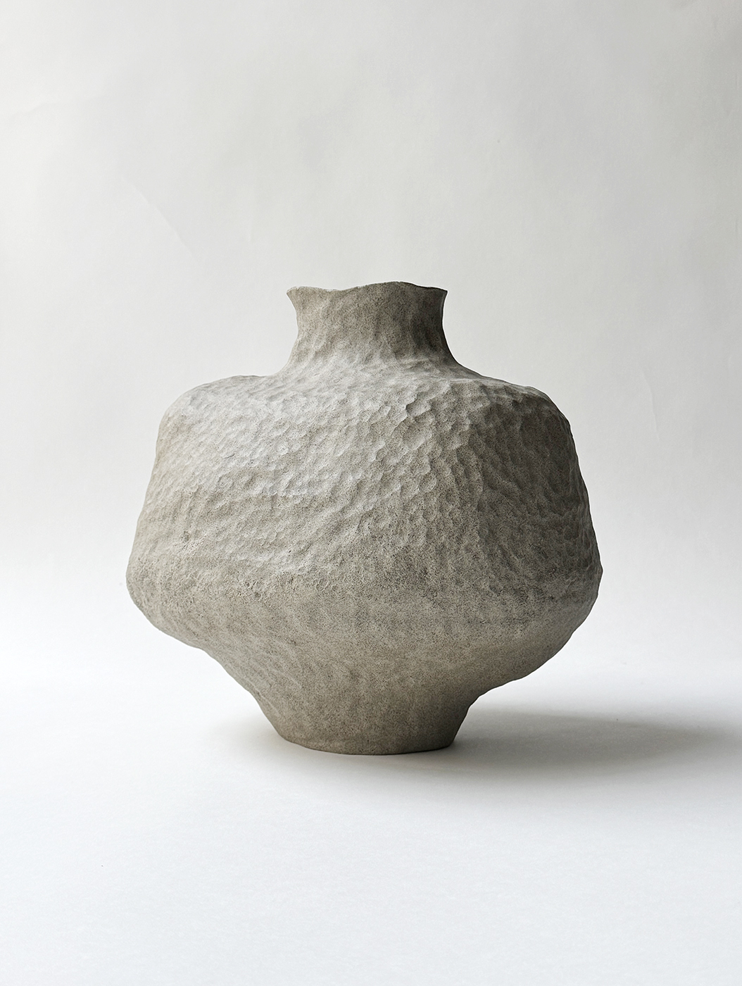 SCULPTURAL OBJECT Carry It All