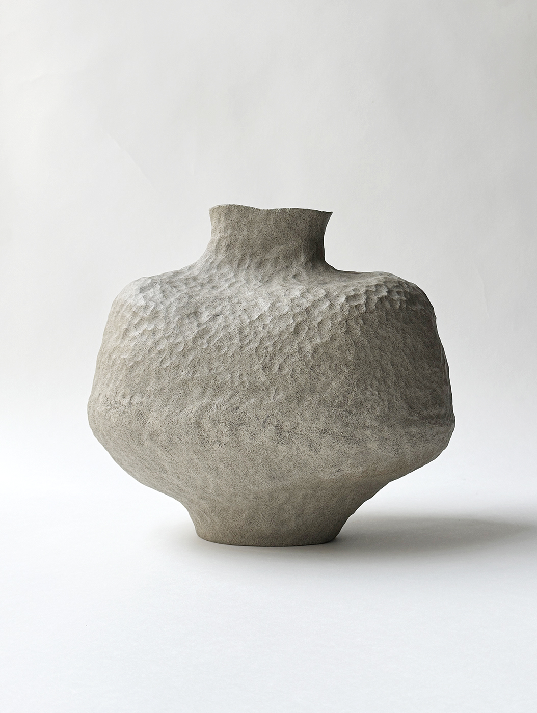 SCULPTURAL OBJECT Carry It All