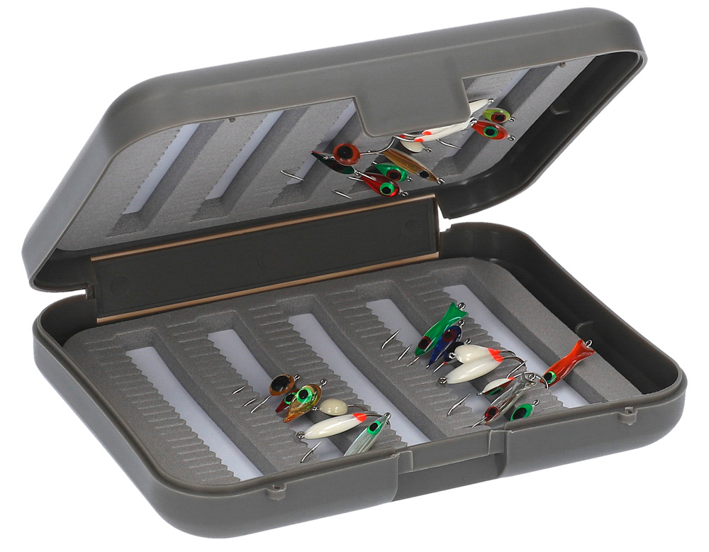 Small bait box from mikado for flies or mormy shoes and more