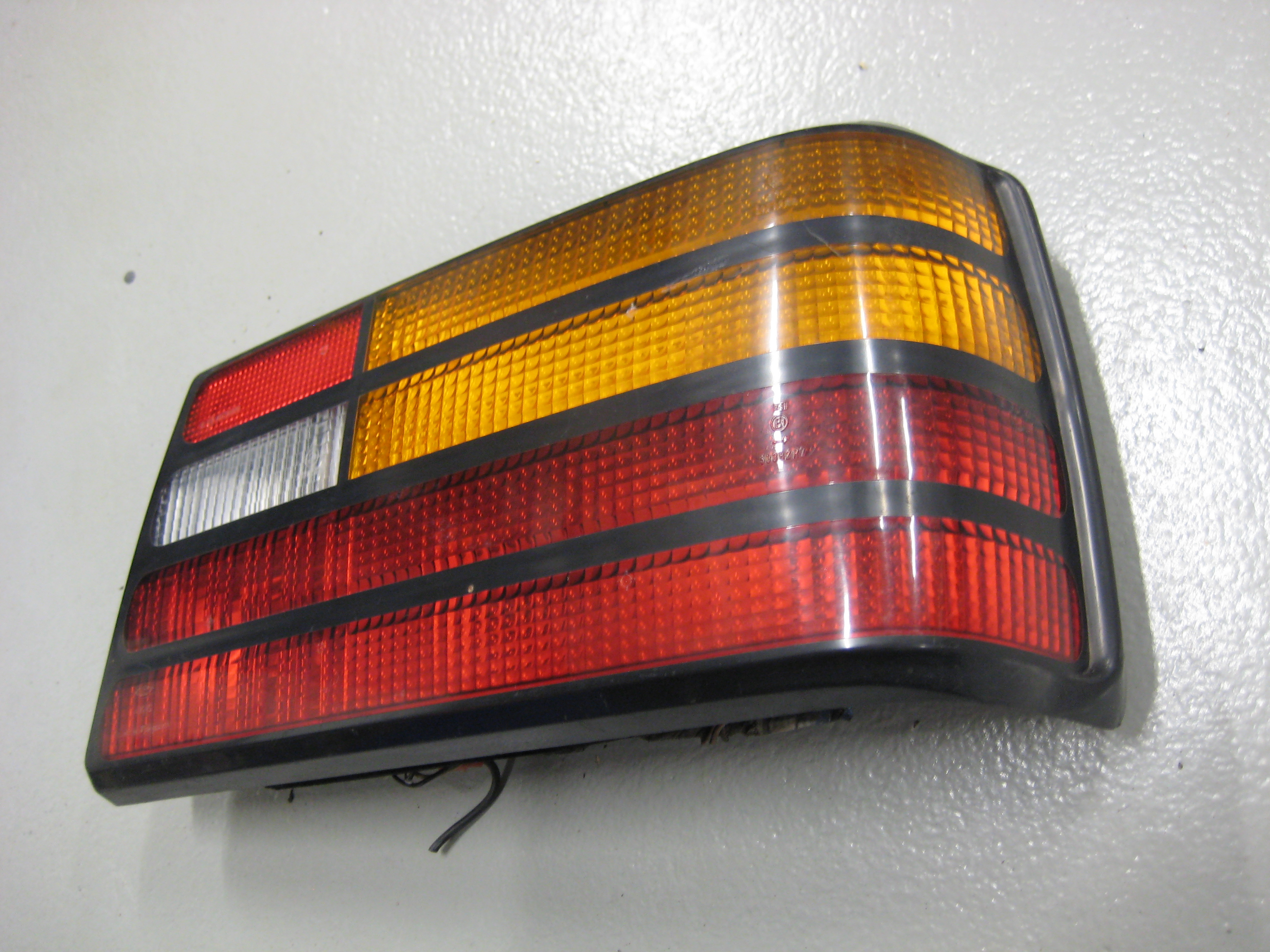 Baklampa höger Ford Orion - 2
