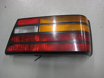 Baklampa höger Ford Orion