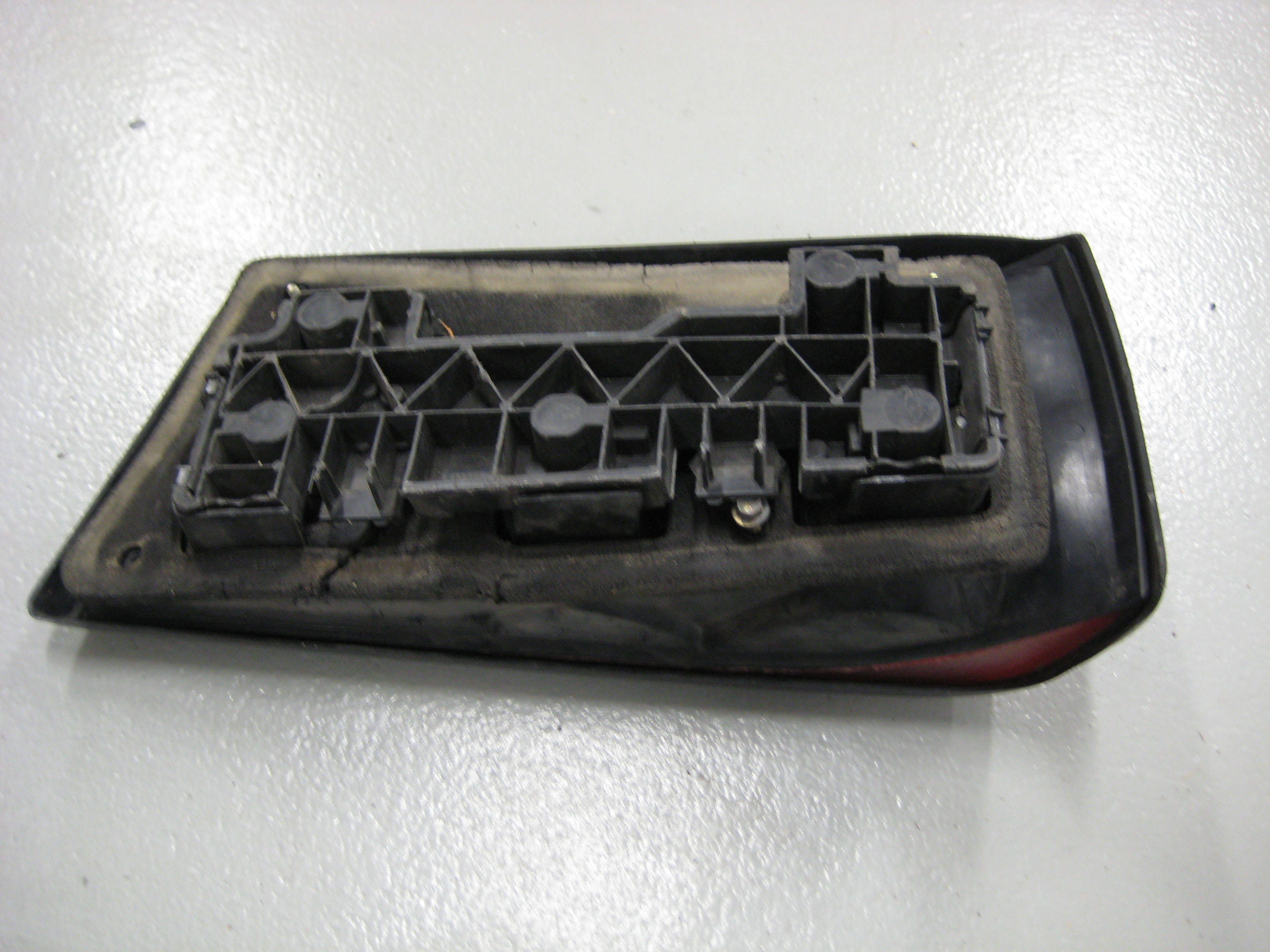 Baklampa vänster Ford Orion - 4
