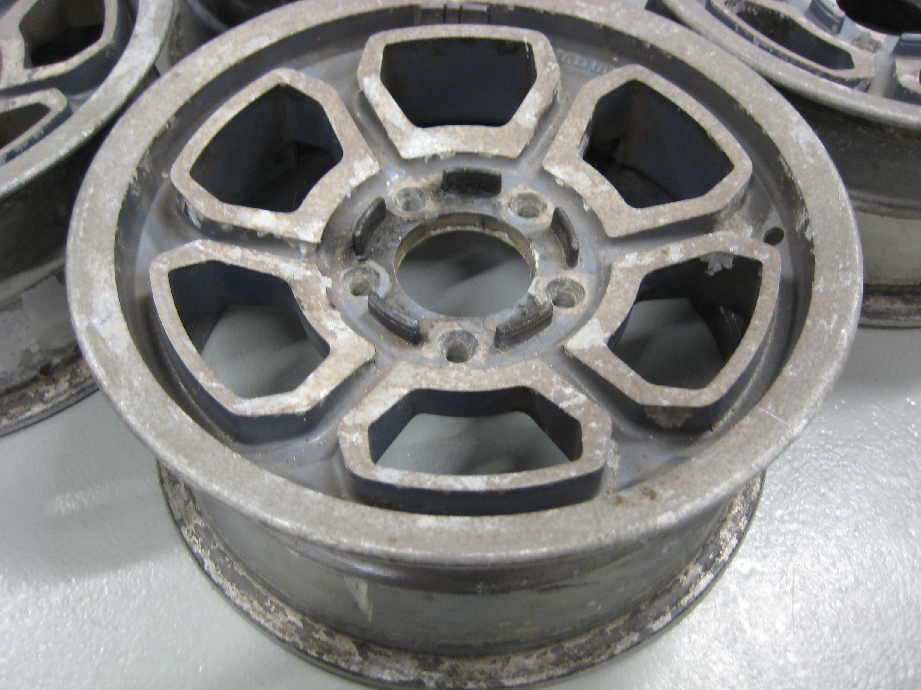 Rims Momo Vega 4pcs 5x112 14" - 3