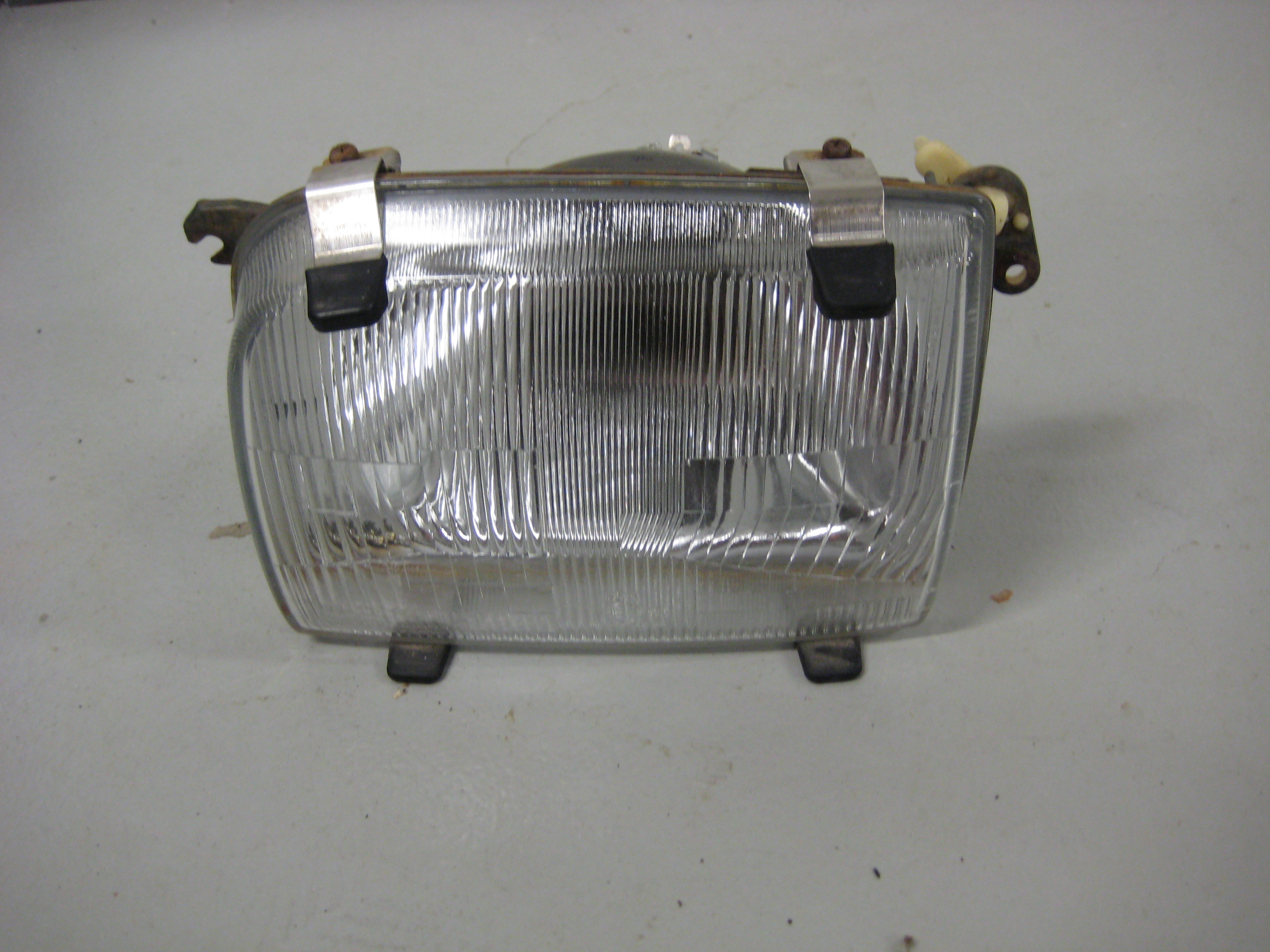 Head Light Nissan Micra 83-92 Left