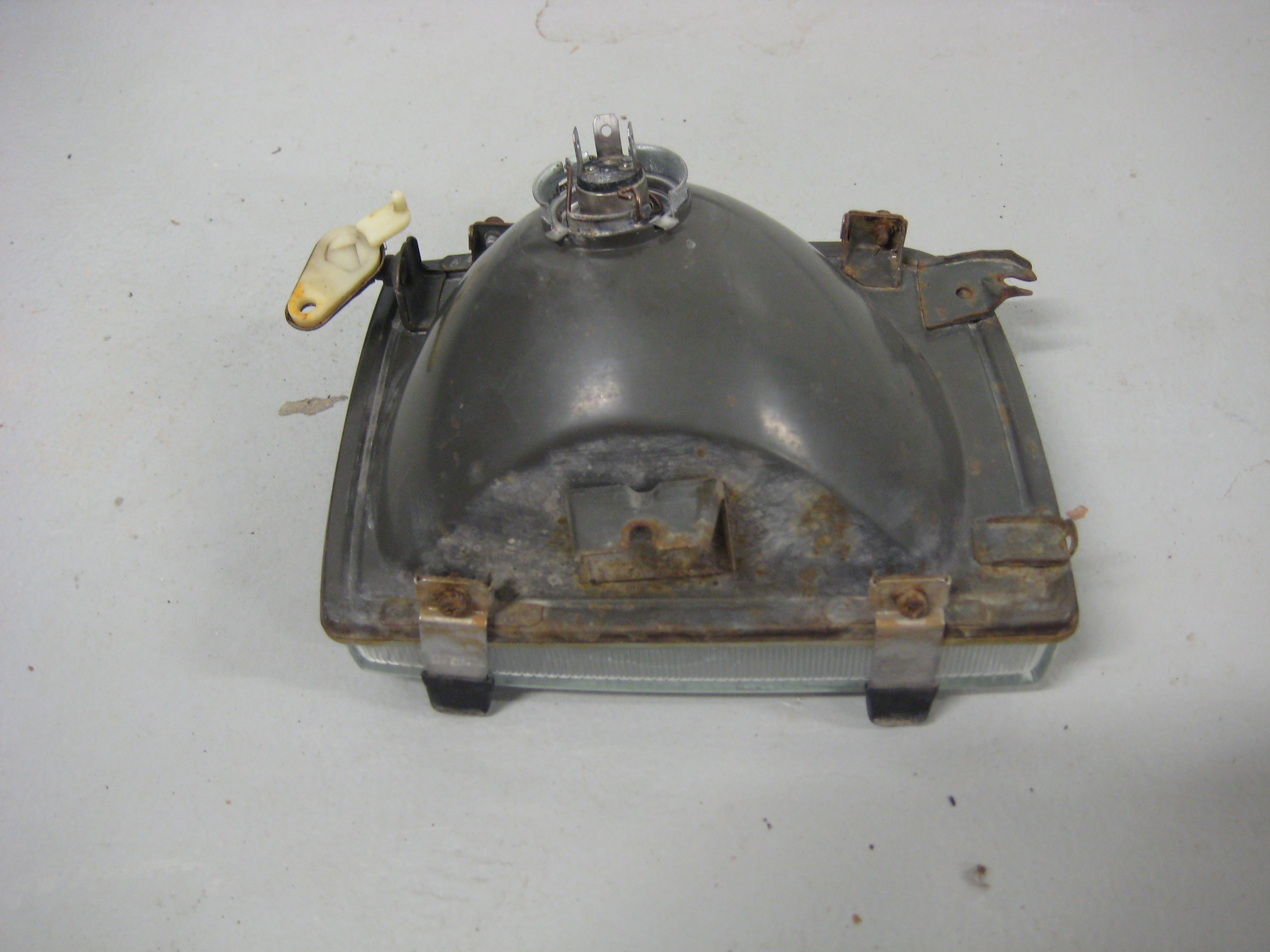 Head Light Nissan Micra 83-92 Left - 4
