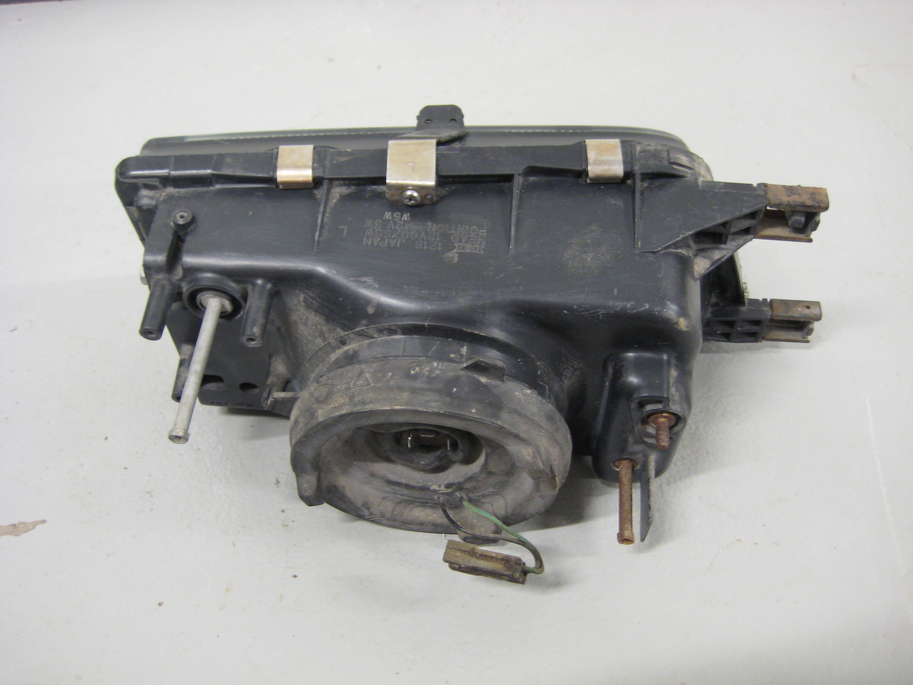 Head Light Nissan Sunny 87-91 Left - 2