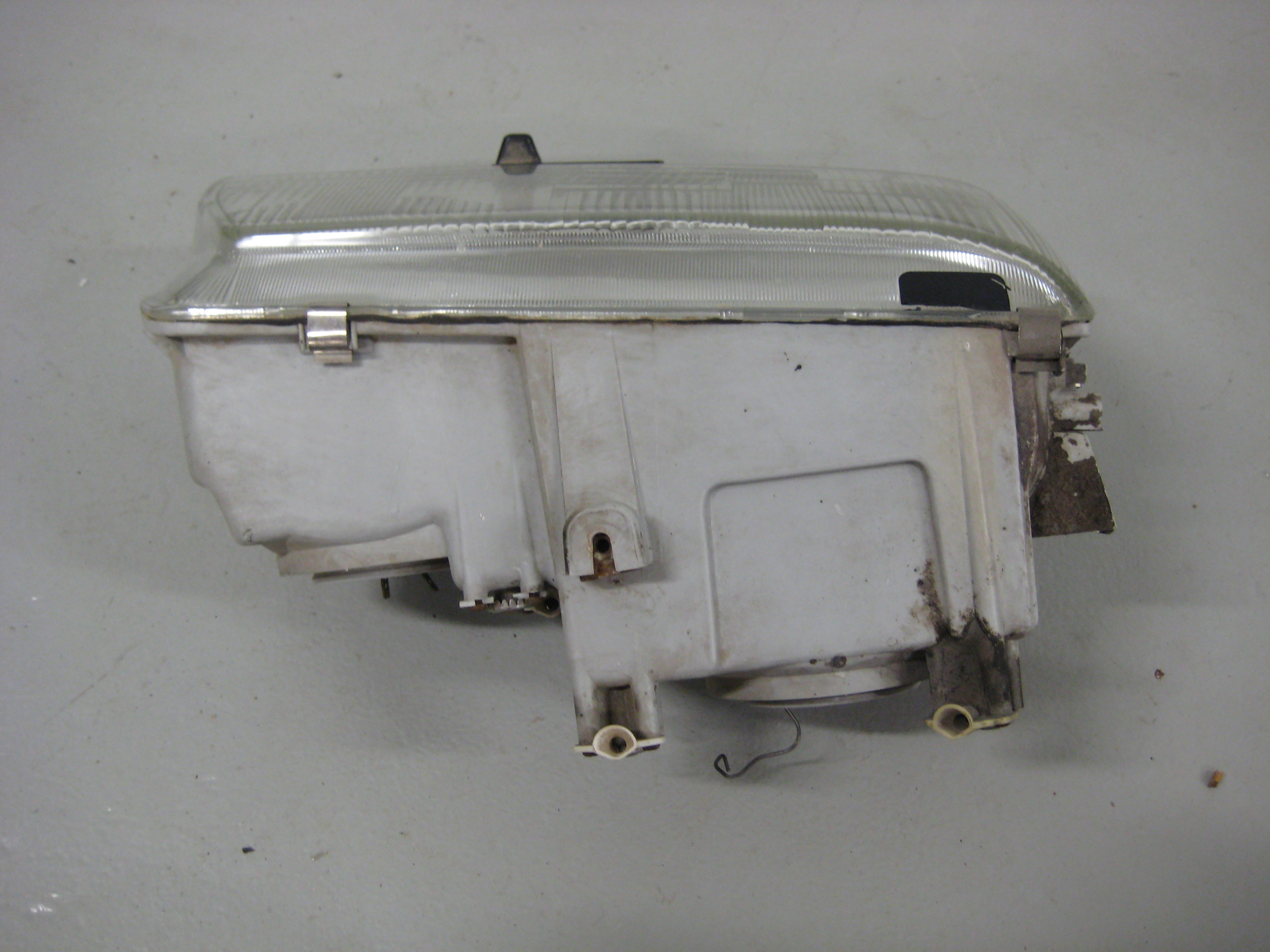 Etuvalo Honda Accord 1987-89 Oikea - 3
