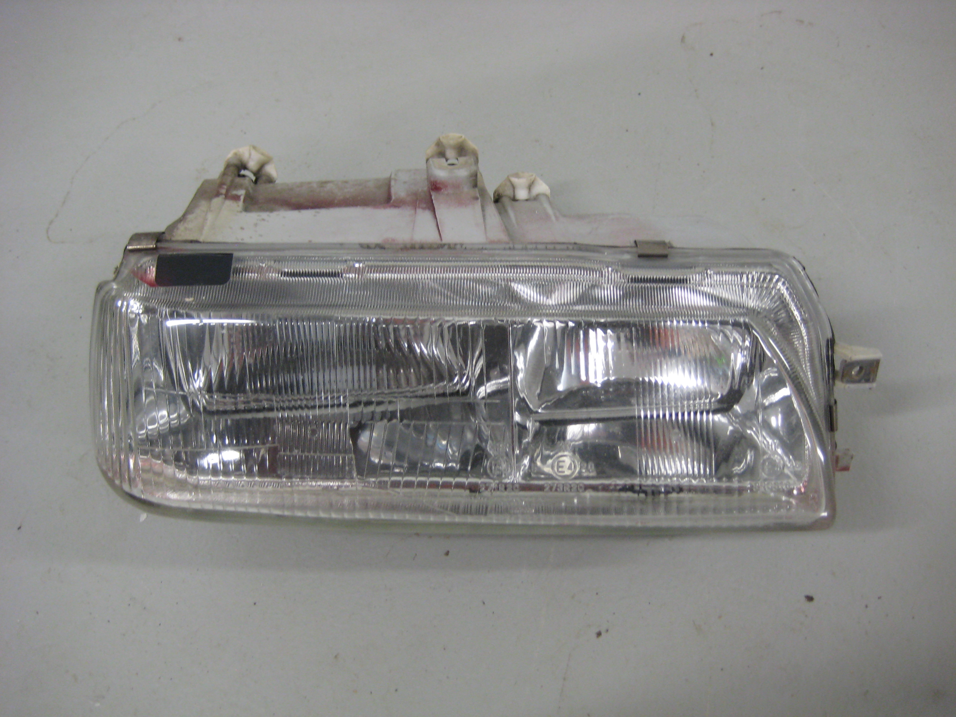 Etuvalo Honda Accord 1987-89 Oikea