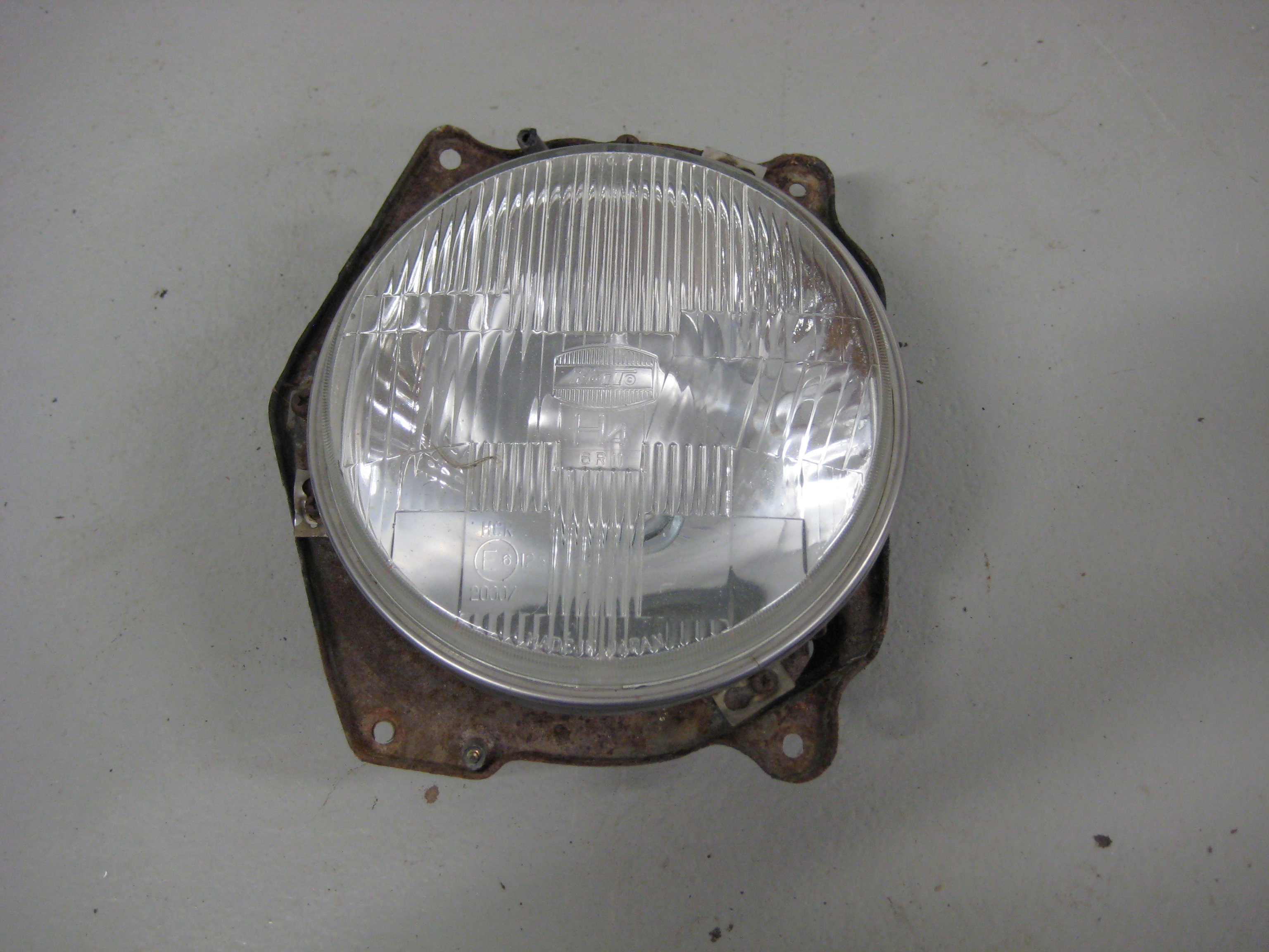 Framlampa Toyota Hiace 1977-82 Höger