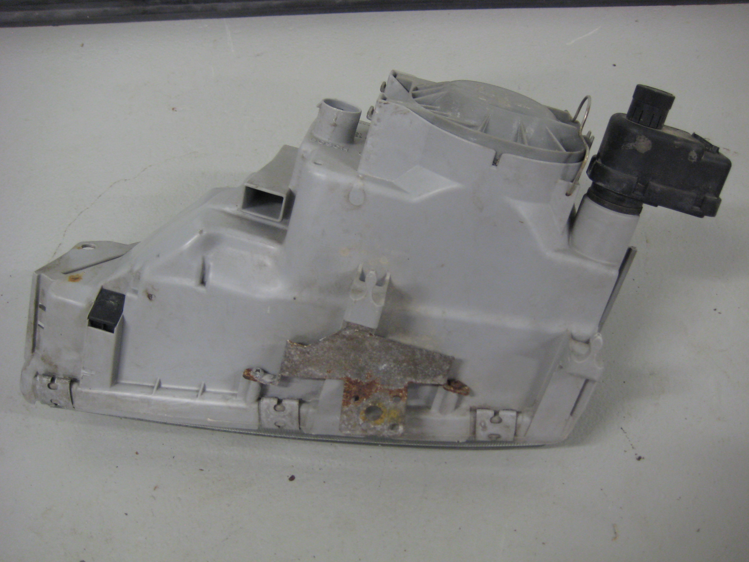 Head Light Opel Omega A Right - 3