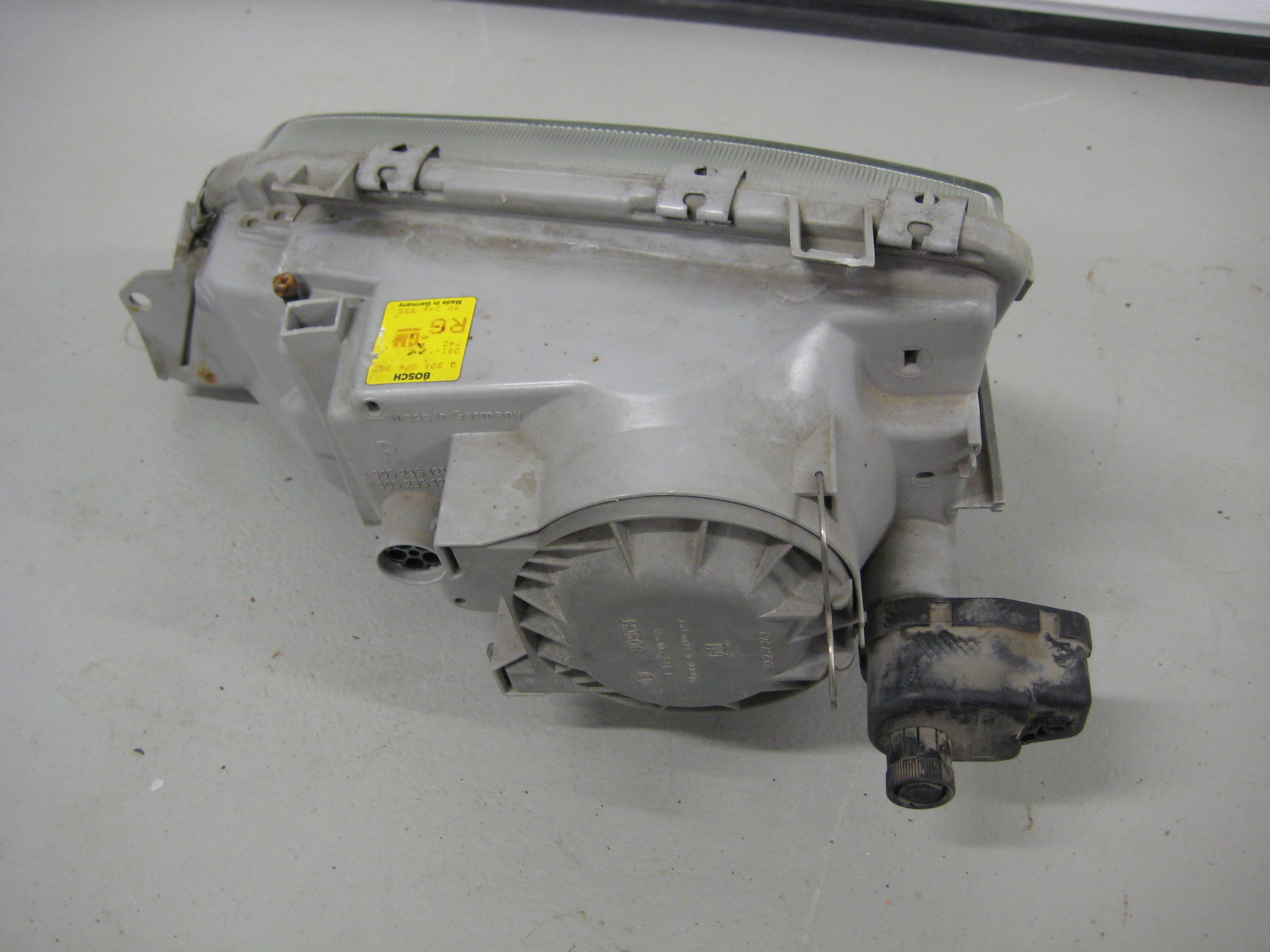 Head Light Opel Omega A Right - 2