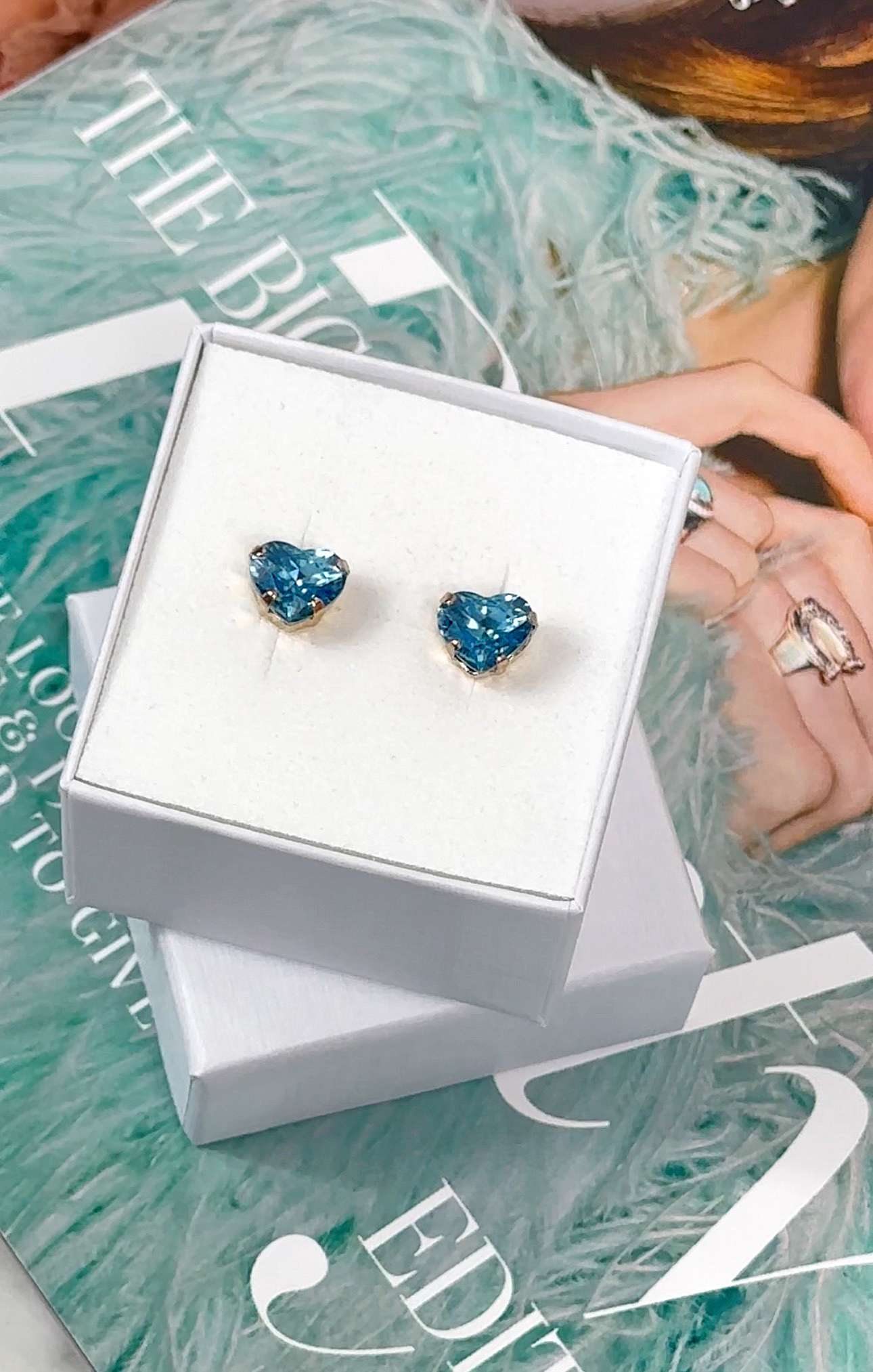 Earring Petite Forever Heart Aquamarine Gold
