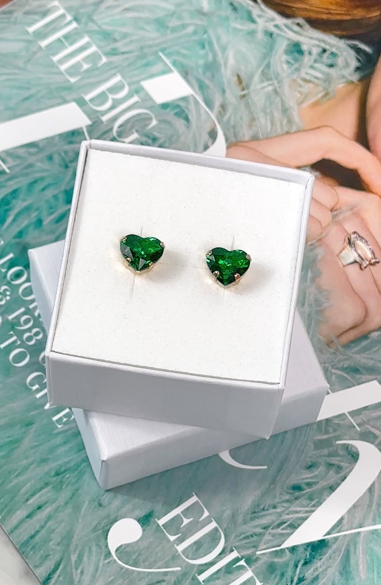 Earring Petite Forever Heart Majestic Green Gold