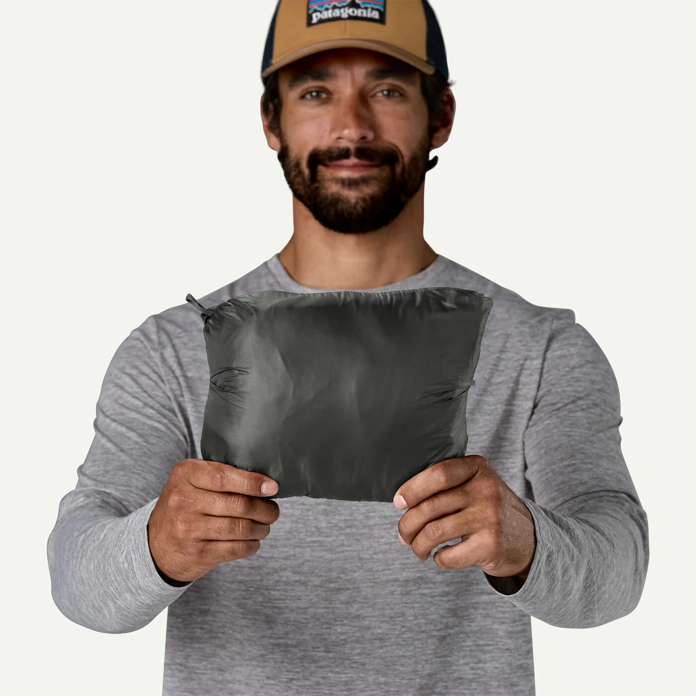 Patagonia  Nano Puff Fitz Roy Trout Hoody - Forge Grey - 7