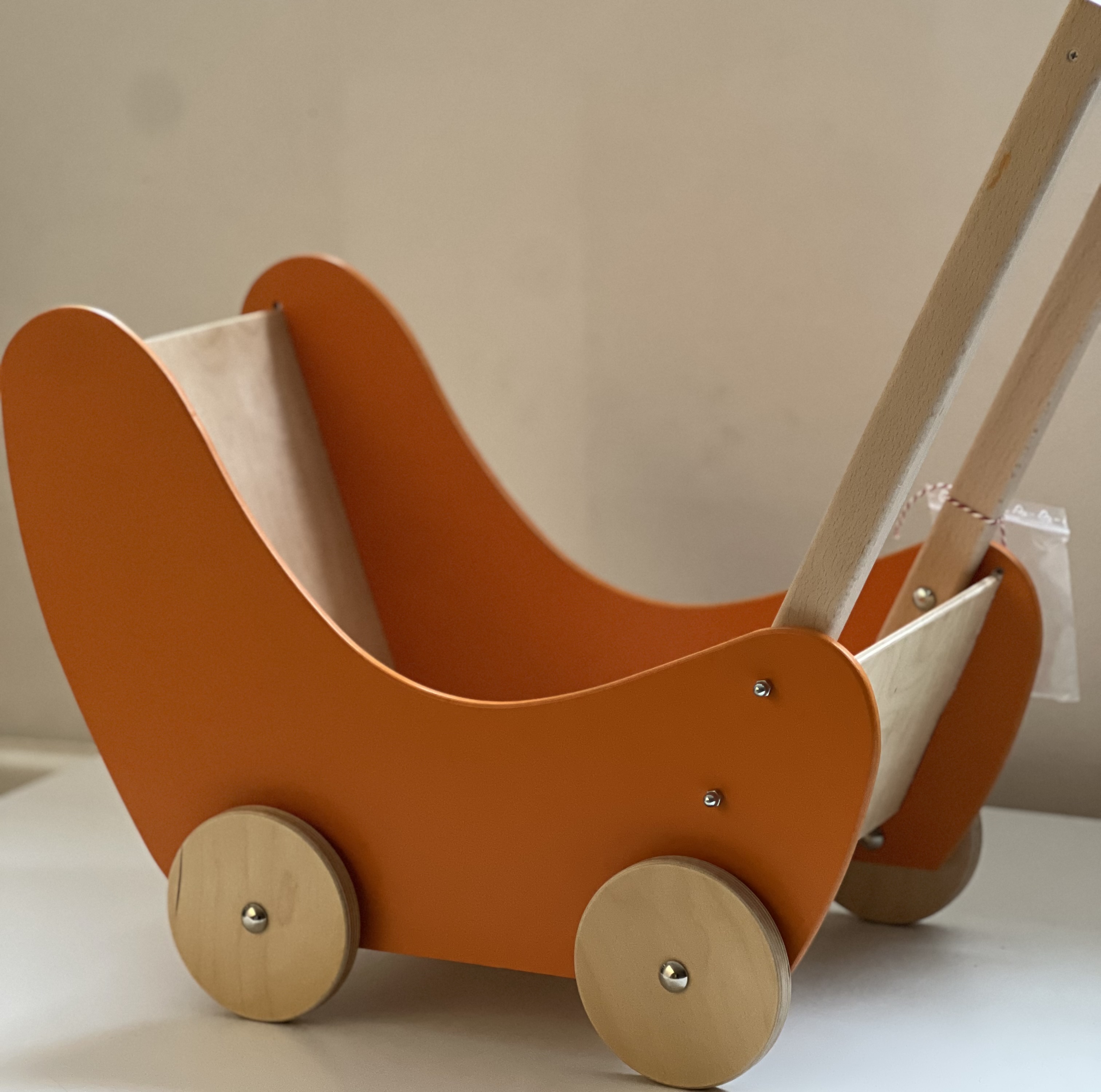Dockvagn i trä från Hess - orange - 4