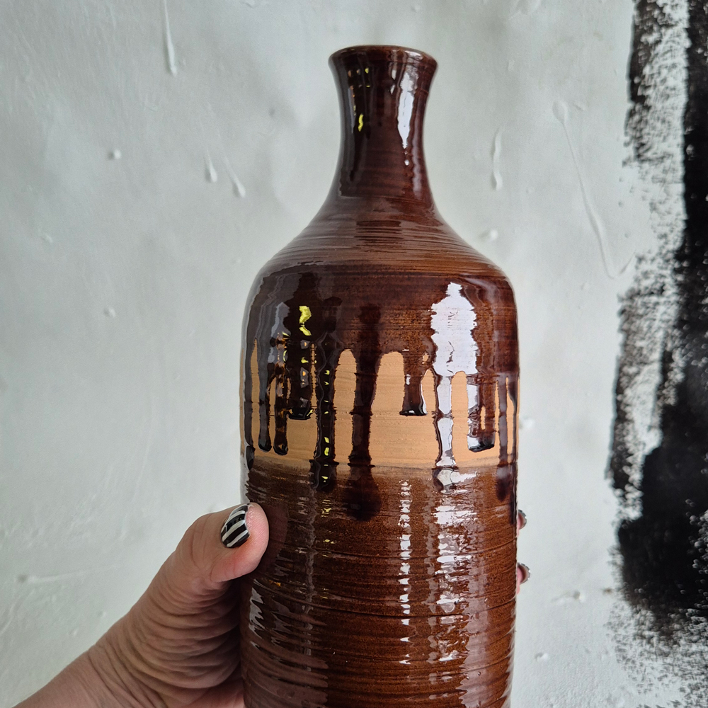 vintage VAS brun med droppglasyr, h 22,3 - 3