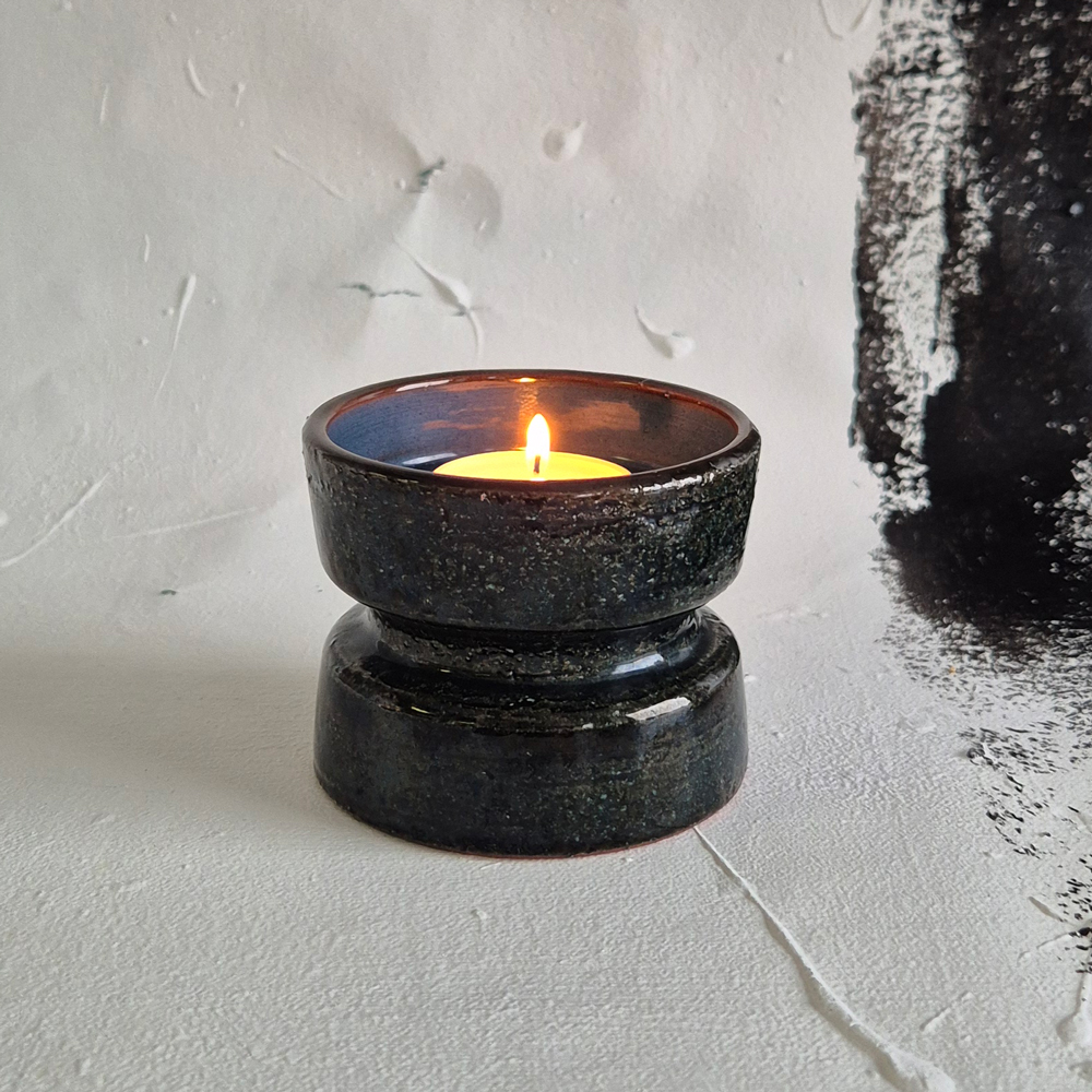 vintage LJUSLYKTA mörkgrön skrovlig glasyr,  h 7 cm - 6