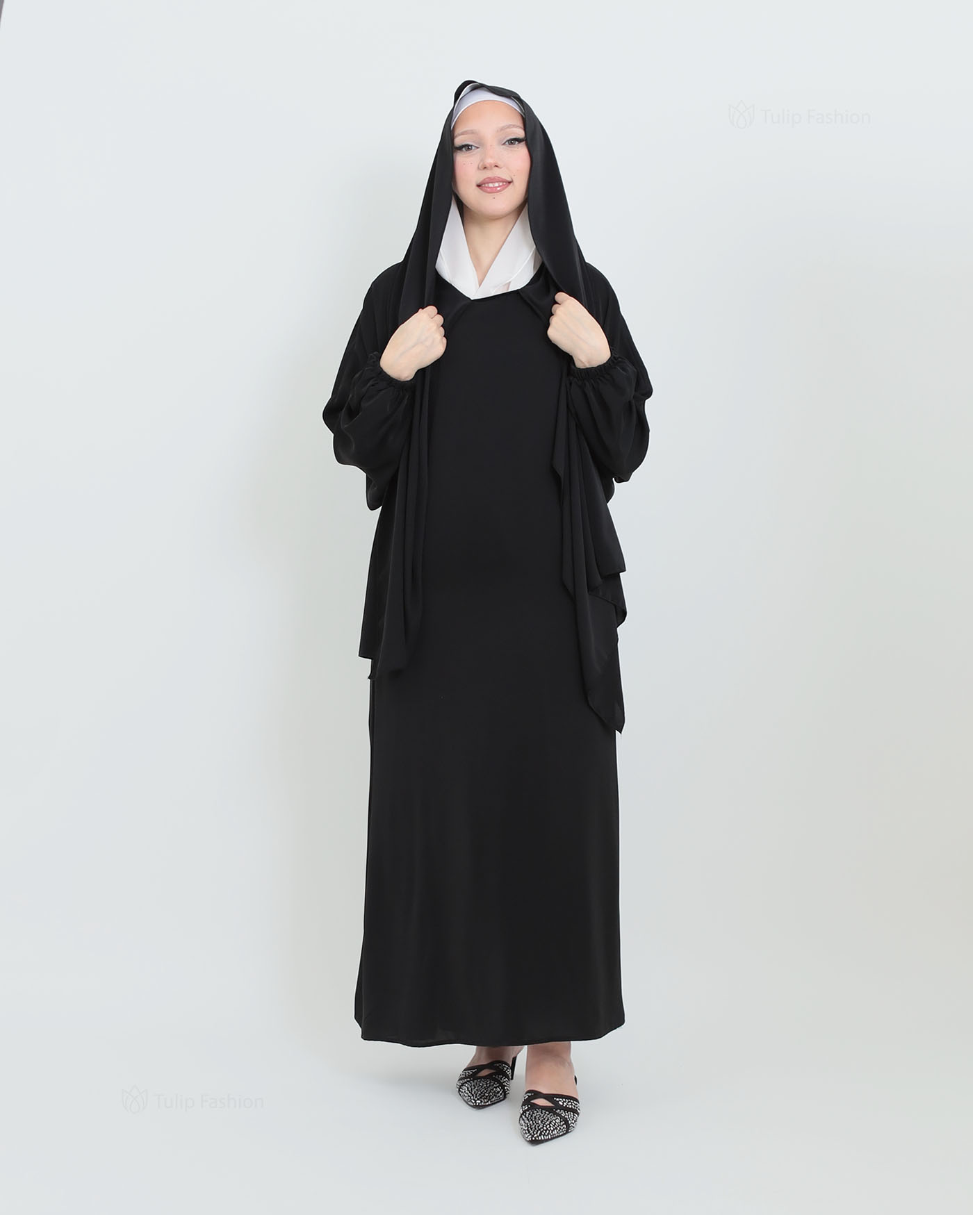 Abaya with Sewn-in Hijab - Black - 3
