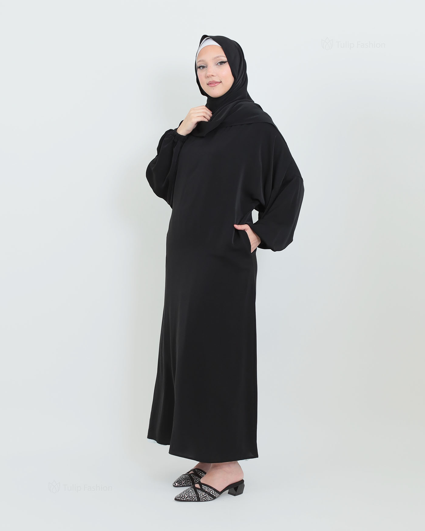 Abaya with Sewn-in Hijab - Black - 2