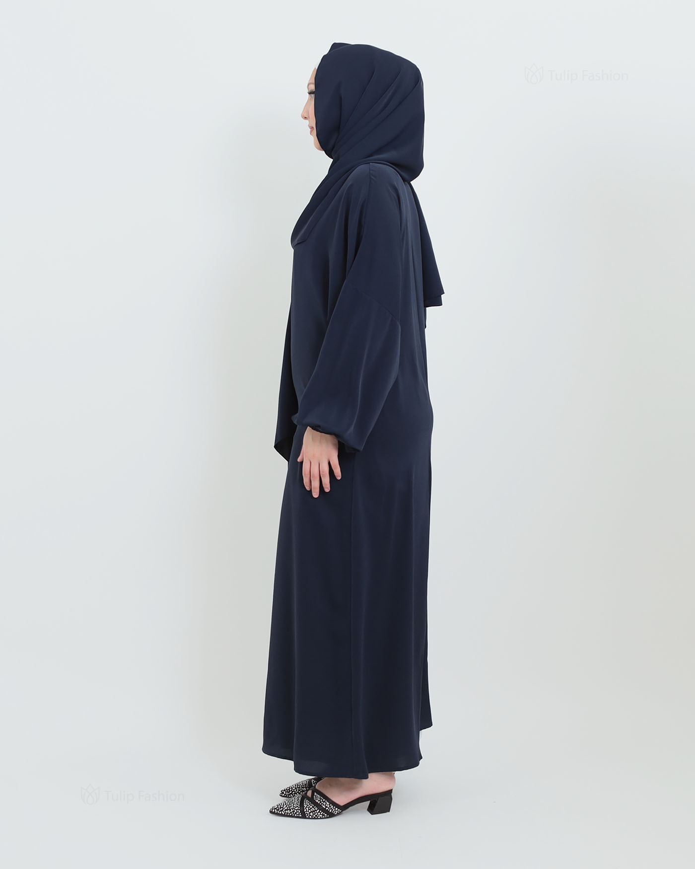 Abaya with Sewn-in Hijab - Navy Blue - 2