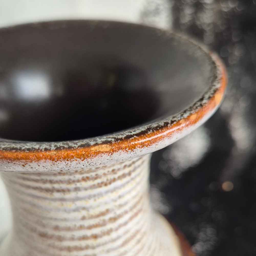 vintage VAS svängd form i beige och brunt, h 18,5 cm - 6